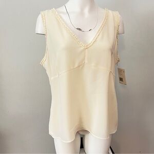 Liz Claiborne Villager Cream Sleeveless Fitted Tank Top